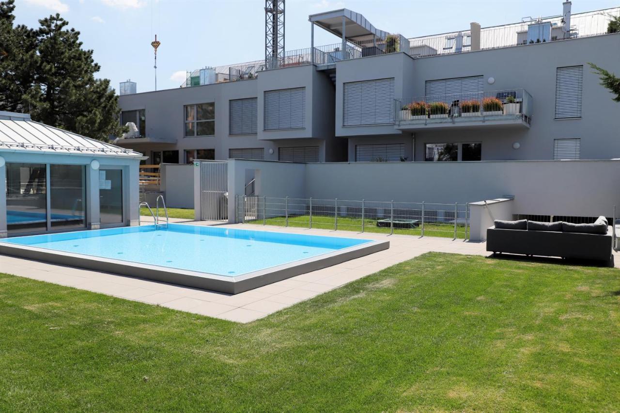 Rooftop Terrace, Free Garage Parking And Pool! Відень Екстер'єр фото