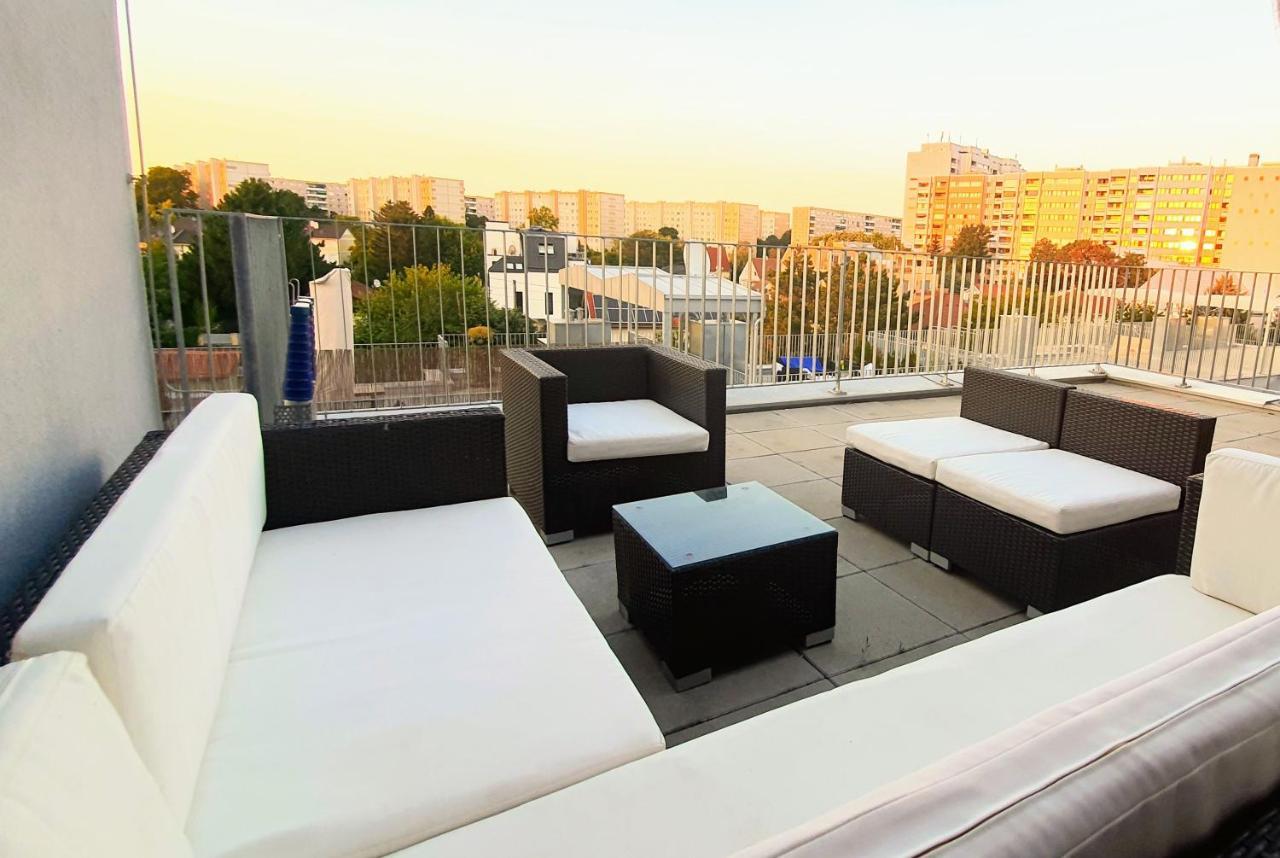 Rooftop Terrace, Free Garage Parking And Pool! Відень Екстер'єр фото