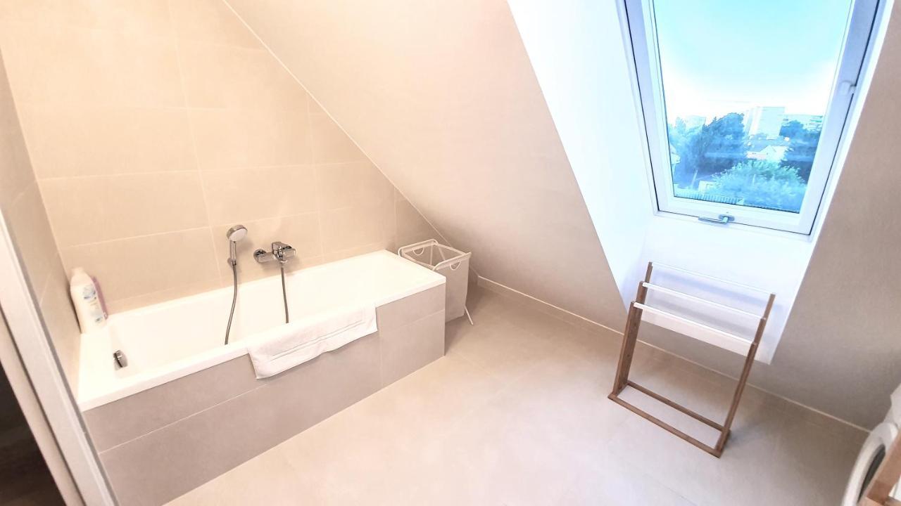 Rooftop Terrace, Free Garage Parking And Pool! Відень Екстер'єр фото